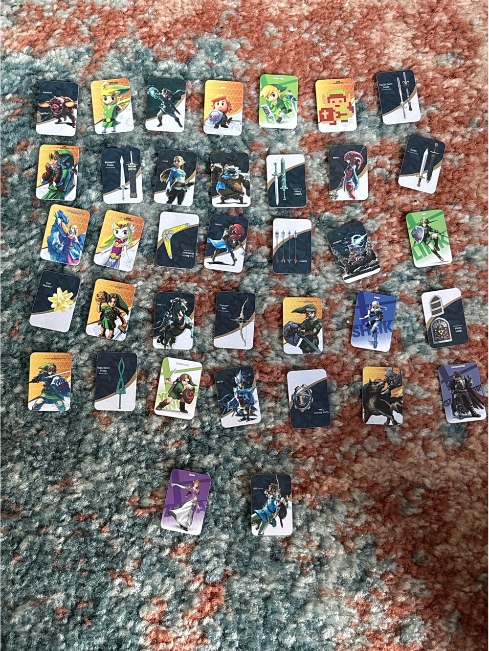 The Legend of Zelda - Tears of The Kingdom Amiibo Cards (37 Mini Cards)